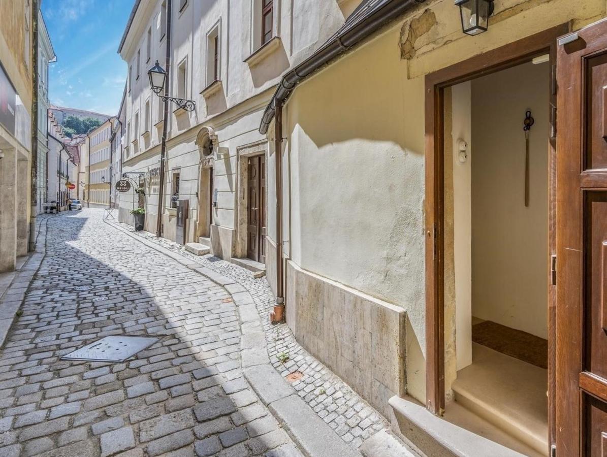 New Design & High Standard Apt From 16Th Century In Old Town-Free Parking Μπρατισλάβα Εξωτερικό φωτογραφία