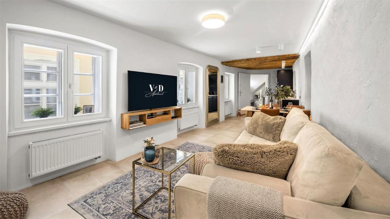 New Design & High Standard Apt From 16Th Century In Old Town-Free Parking Μπρατισλάβα Εξωτερικό φωτογραφία