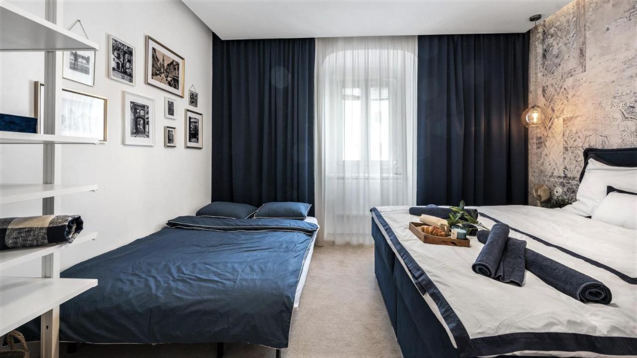 New Design & High Standard Apt From 16Th Century In Old Town-Free Parking Μπρατισλάβα Εξωτερικό φωτογραφία